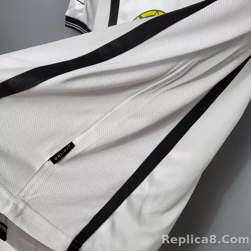 00-01 Valencia  Home Retro Football Jersey - detail