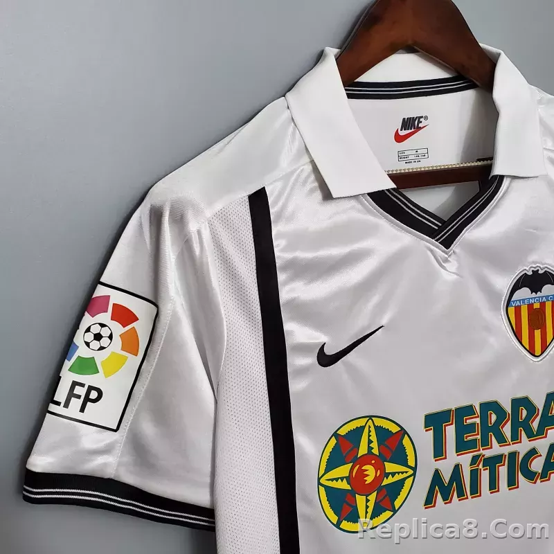 00-01 Valencia  Home Retro Football Jersey - detail