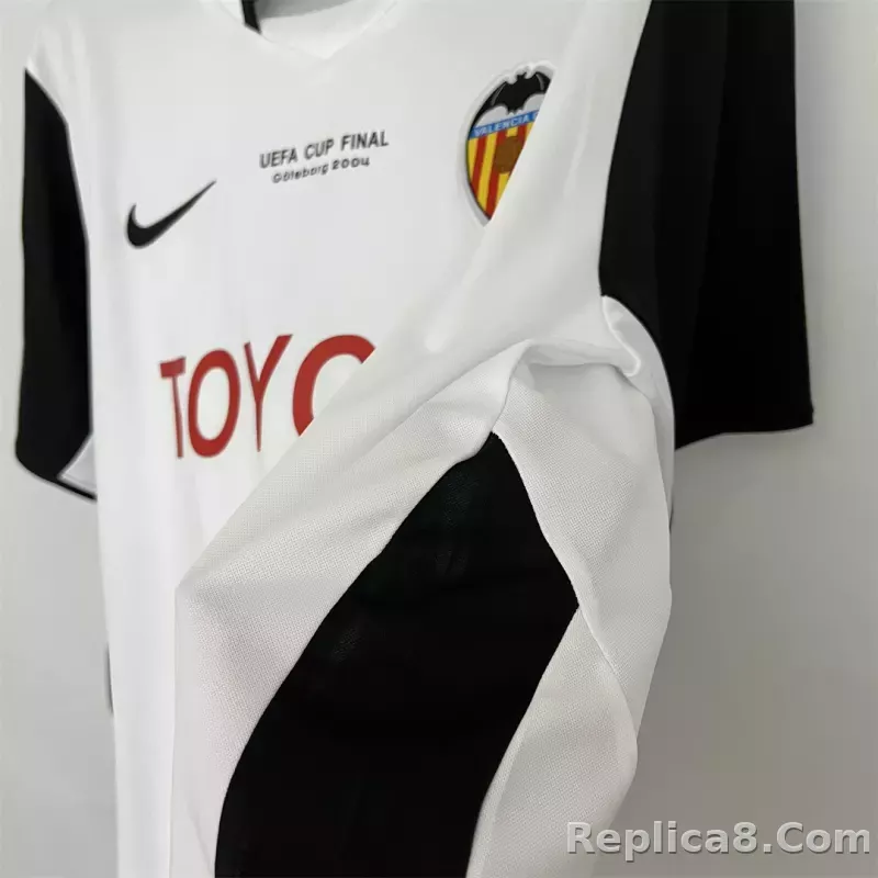 03-04 Valencia  Home Retro Football Jersey - detail