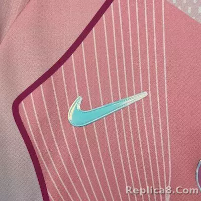 25-26 Paris Saint-Germain Pink Soccer Jersey Special - detail