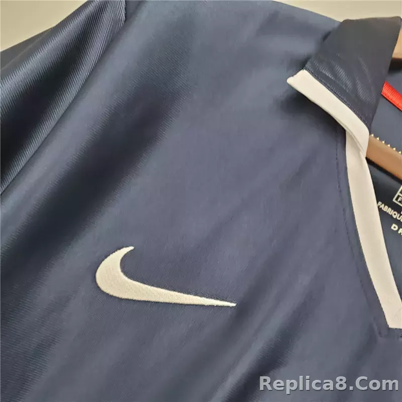 01-02 Paris Saint-Germain Home Retro Jersey - detail
