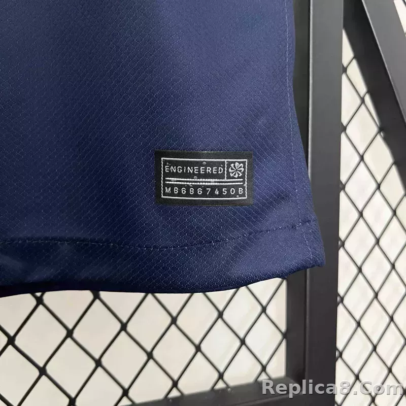 24-25 Paris Saint-Germain Home Soccer Jersey Fan Version - detail