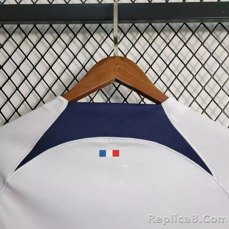 23-24 Paris Saint-Germain Away Fan Version - detail