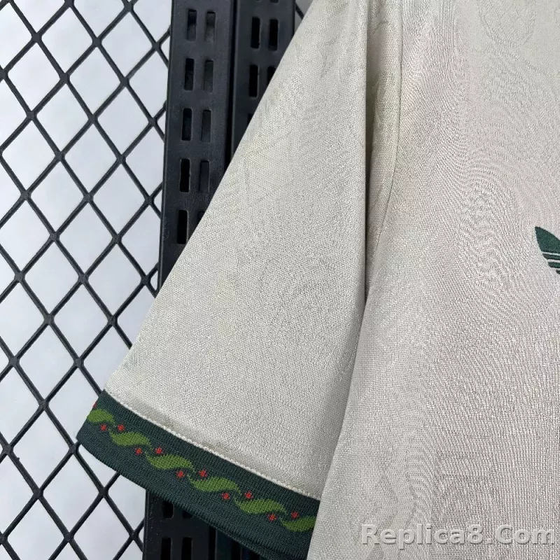 25-26 Bayern Munich Special Soccer Jersey - detail