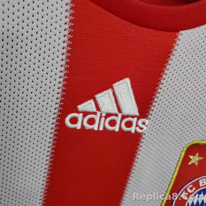 2010-11 Bayern Munich Home Retro Jersey - detail