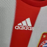 2010-11 Bayern Munich Home Retro Jersey - view 10