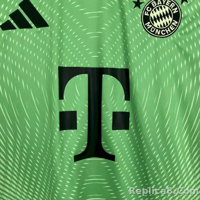 25-26 Bayern Munich Goalkeeper Soccer Jersey - detail