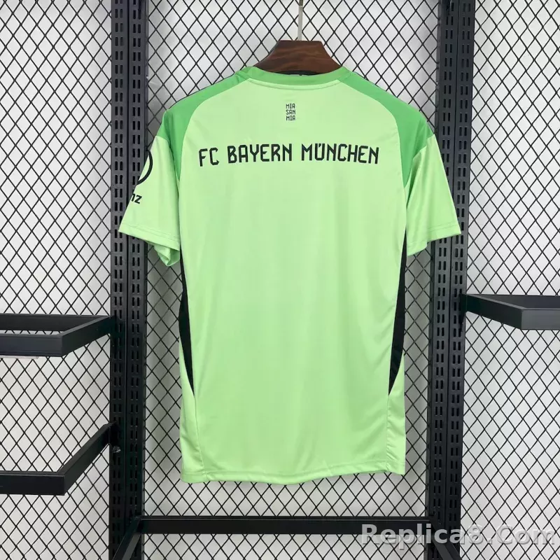 25-26 Bayern Munich Goalkeeper Soccer Jersey - detail