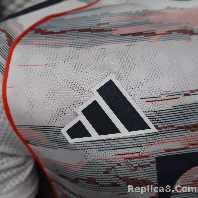 25-26 Bayern Munich Away Jersey - detail