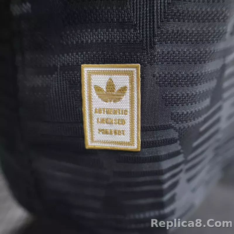 24-25 Bayern Munich Oktoberfest Soccer Jersey Player Version - detail