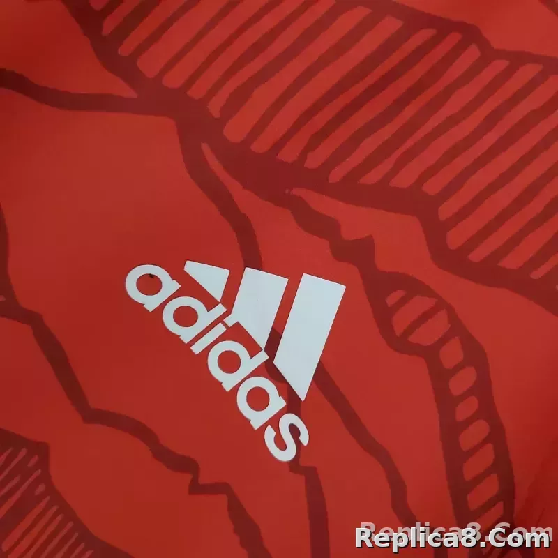 2021/2022 Windbreaker Football Jersey Bayern Munich Red 1:1 Thai Quality - detail