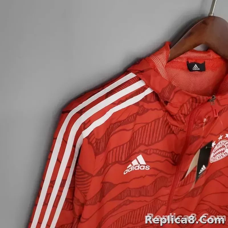 2021/2022 Windbreaker Football Jersey Bayern Munich Red 1:1 Thai Quality - detail