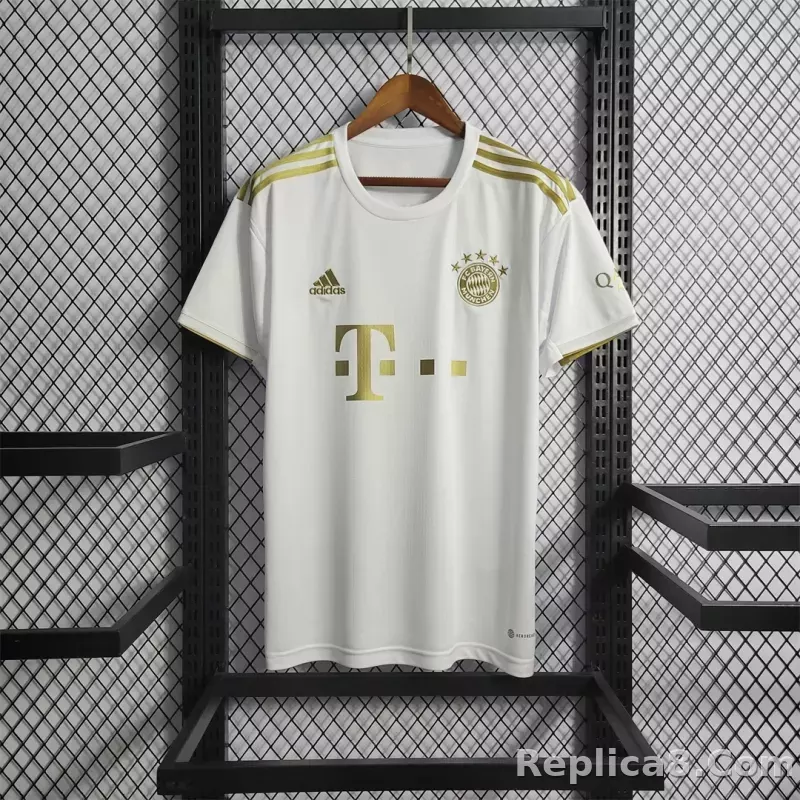 22-23 Bayern Munich Away Fan Version - detail
