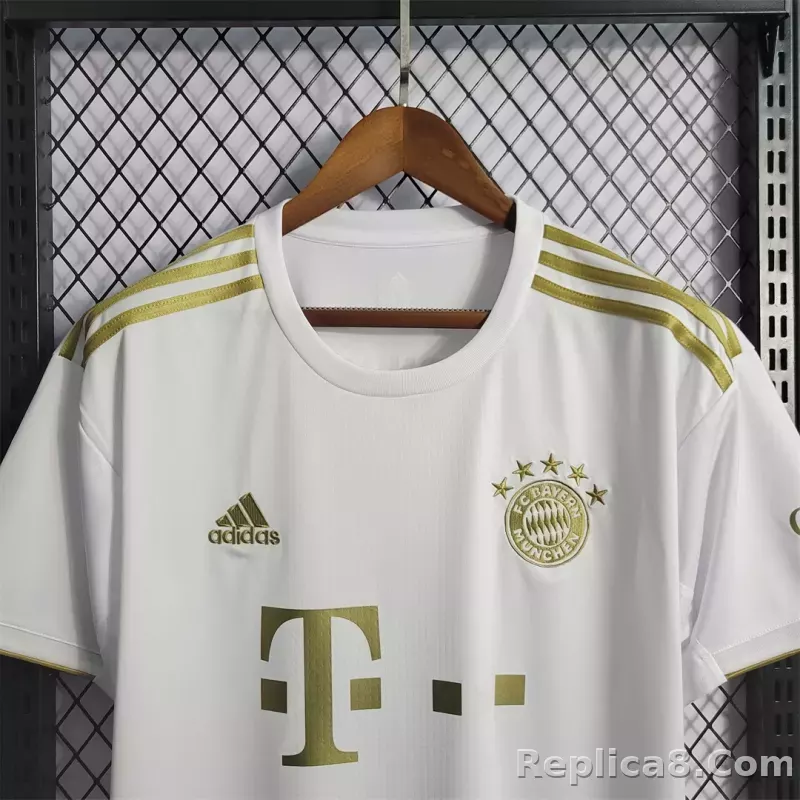 22-23 Bayern Munich Away Fan Version - detail
