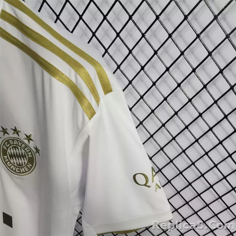 22-23 Bayern Munich Away Fan Version - detail