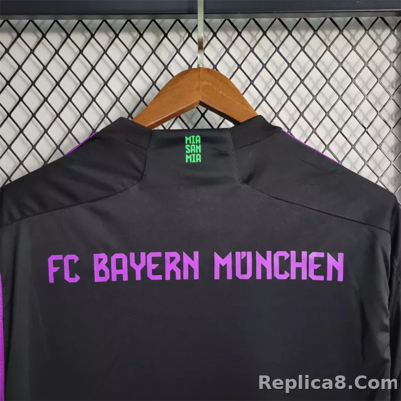23-24 Bayern Munich Away Fan Version - detail