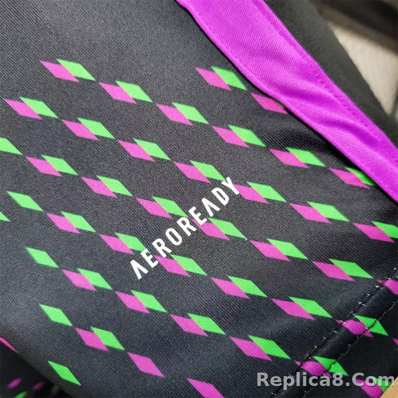 23-24 Bayern Munich Away Fan Version - detail