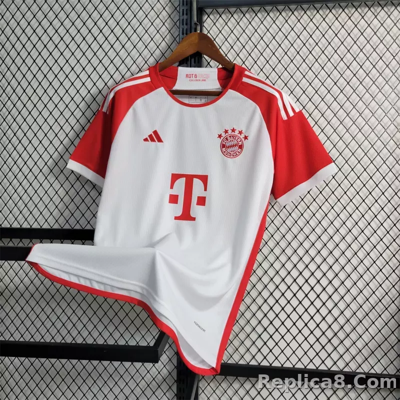 23-24 Bayern Munich Home Fan Version - detail