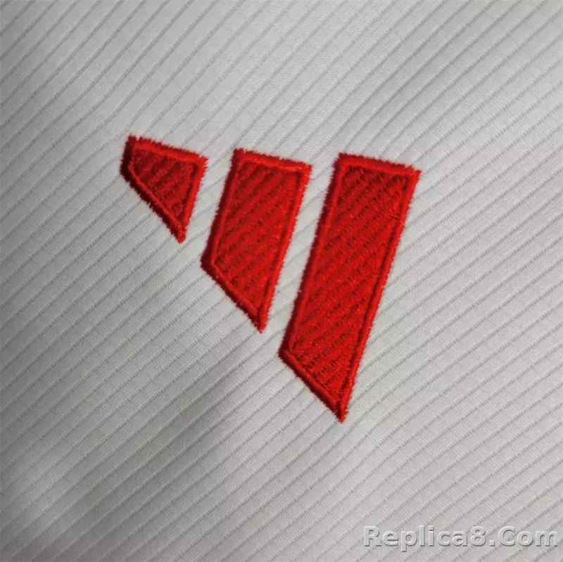 23-24 Bayern Munich Home Fan Version - detail