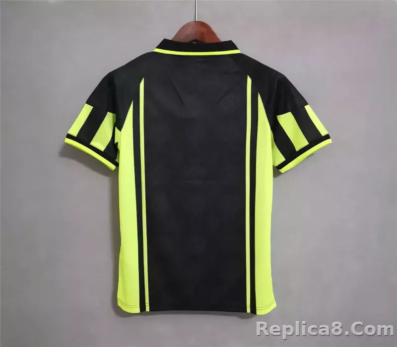 1995-1996 Borussia Dortmund Home Retro Jersey - detail