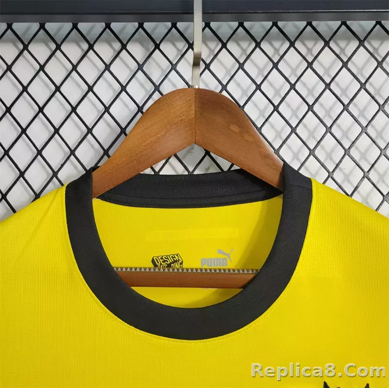23-24 Borussia Dortmund Home Fan Version - detail