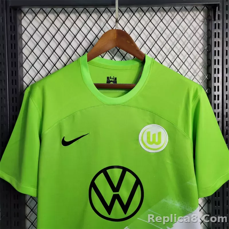 23-24 Wolfsburg Home Fan Version - detail