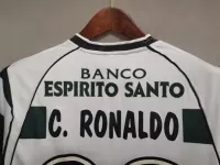 C.RONALDO #28 Sporting CP Home Retro Jersey 2002/03 - view 4
