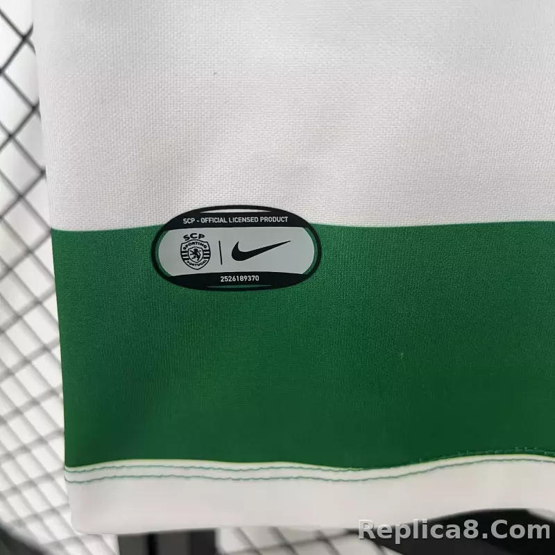25-26 Sporting CP  Home Soccer Jersey - detail