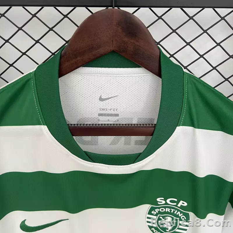 25-26 Sporting CP  Home Soccer Jersey - detail