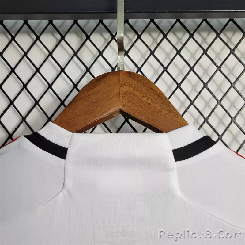 23-24 Sao Paulo FC Home Soccer Jersey - detail