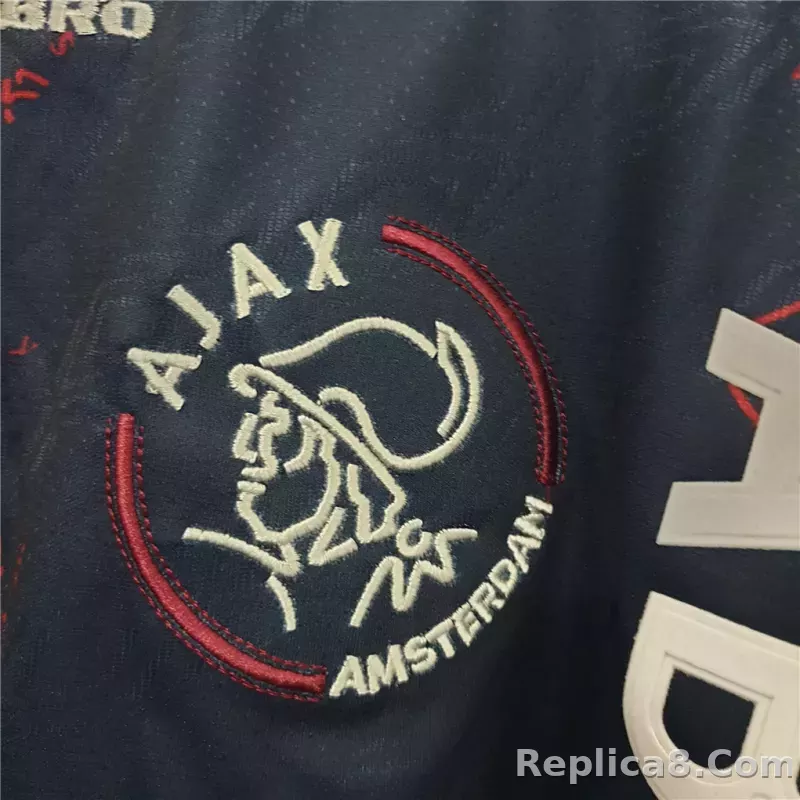1994-1995 Ajax Away Retro Jersey - detail