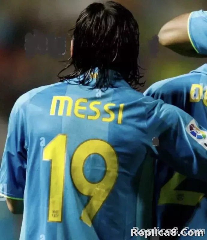 Barcelona MESSI #19 name print and number 2007/08 home / Away - detail