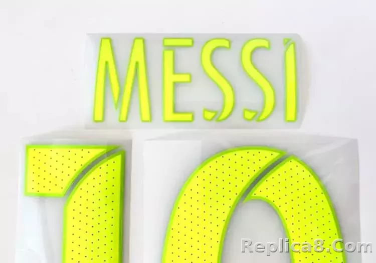 2016-17 Barcelona Third Name Set #10 MESSI - detail