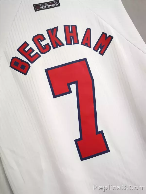 1998 England World Cup Home Retro Jersey Long Sleeve - detail