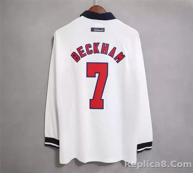 1998 England World Cup Home Retro Jersey Long Sleeve - detail
