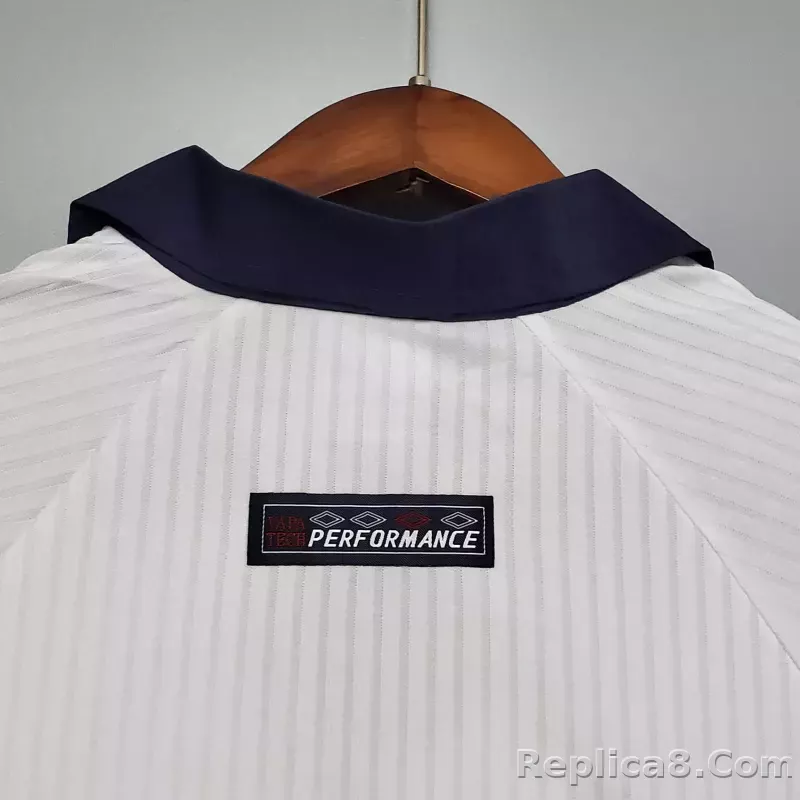 1998 England World Cup Home Retro Jersey Long Sleeve - detail