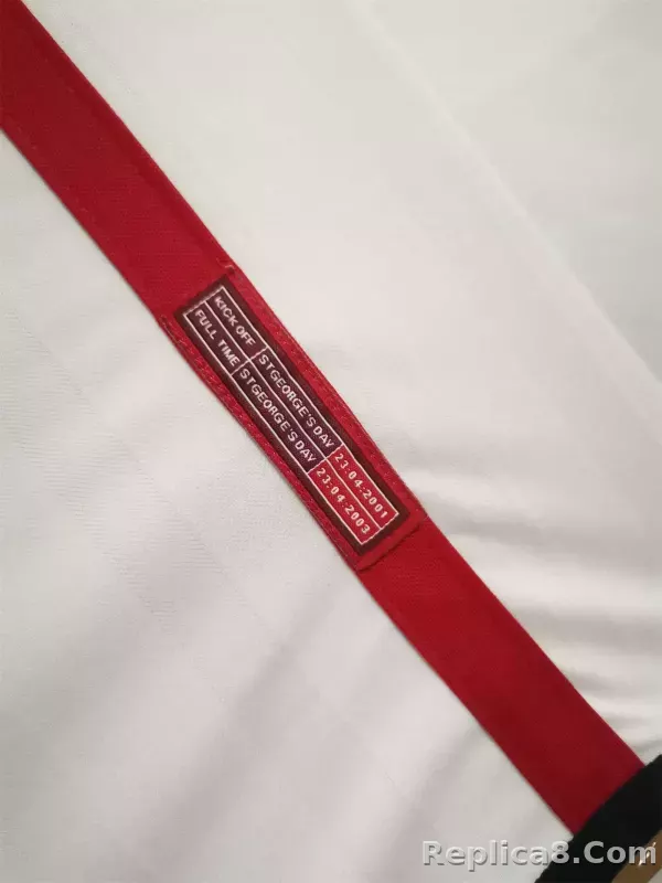 2002 England World Cup Home Retro Jersey - detail