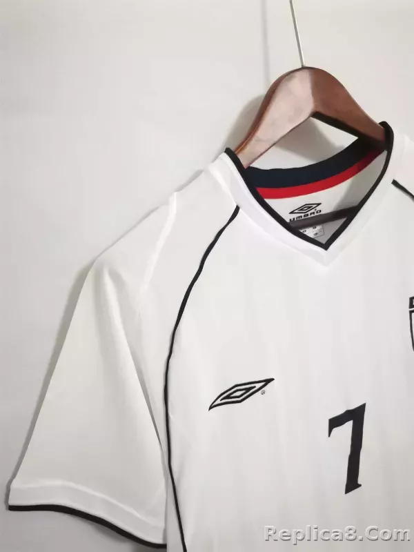 2002 England World Cup Home Retro Jersey - detail
