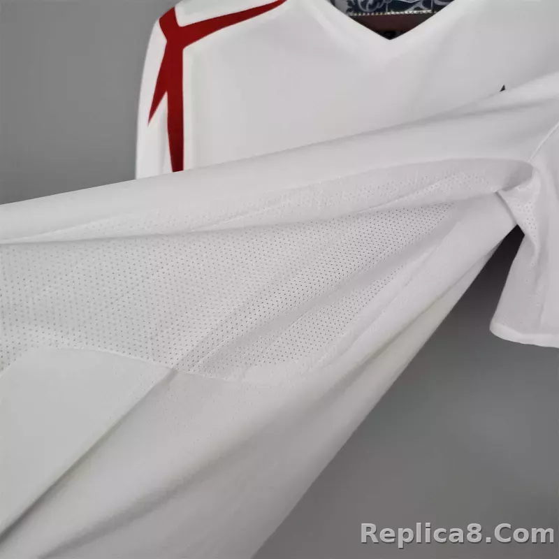 2006 England World Cup Home Retro Jersey - detail