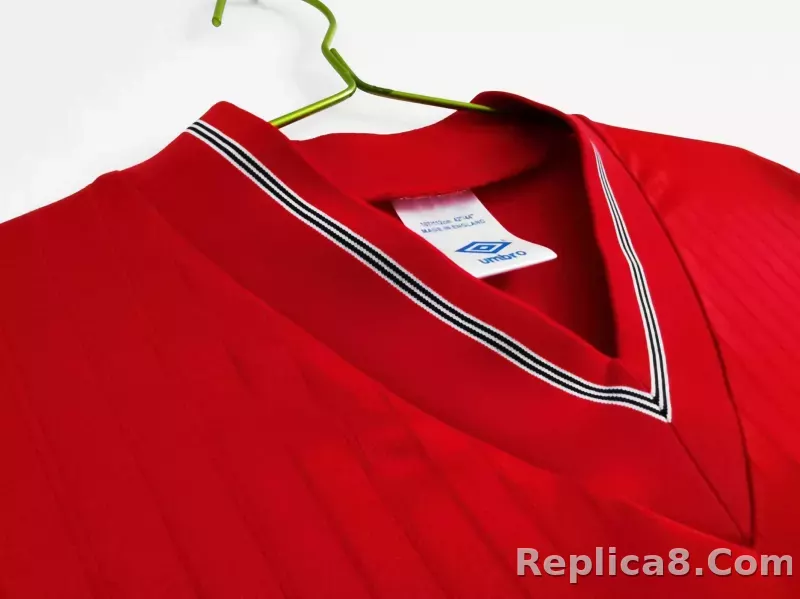 1984/87 England  Away Retro Jersey - detail