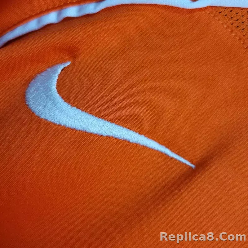 2004 Netherlands  Home Retro Jersey - detail