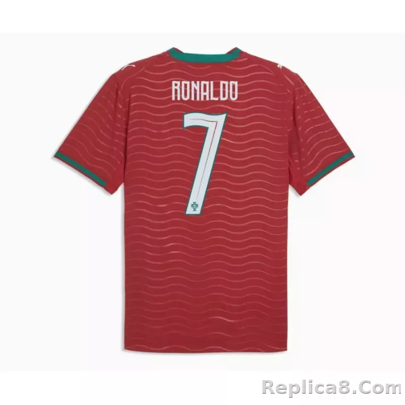 Portugal Home Shirt World Cup 2026 Authentic RONALDO 7 - detail