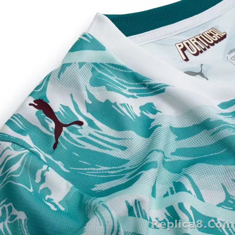 Portugal Away Shirt World Cup 2026 B. FERNANDES 8 - detail