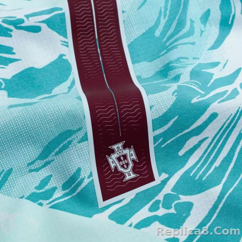 Portugal Away Shirt World Cup 2026 Authentic RONALDO 7 - detail