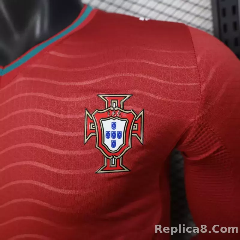 2026 Portugal  Home World Cup Soccer Jersey Player Version Long Sleeve - detail