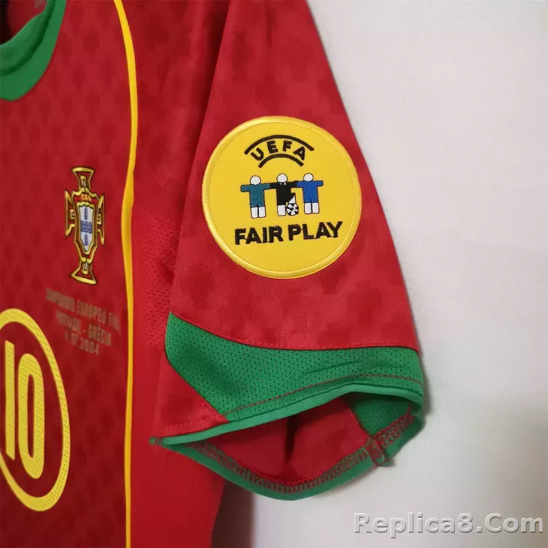 2004 Portugal C.Ronaldo #17 Euro Cup Home Retro Jersey - detail