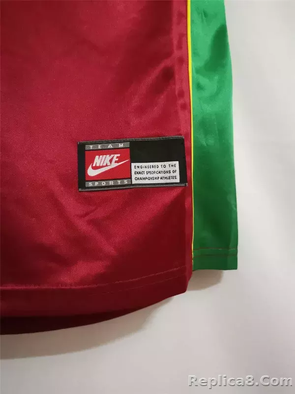1998 Portugal  World Cup Home Retro Jersey - detail