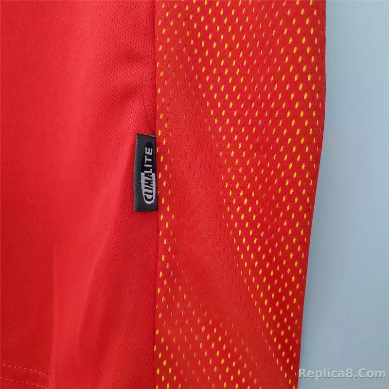 2002 Spain Home World Cup Retro Jersey - detail