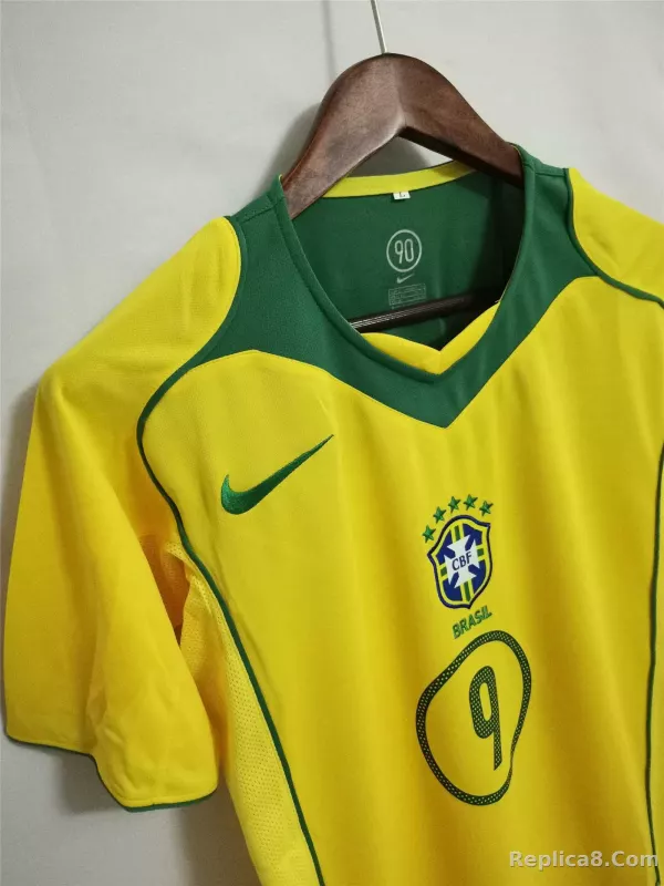 2004 Brazil World Cup Home Retro Jersey - detail