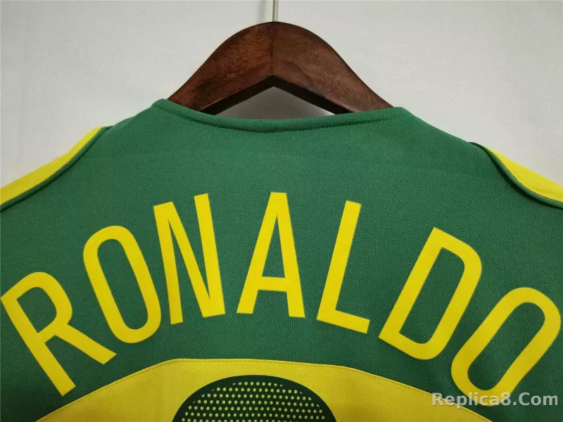 2004 Brazil World Cup Home Retro Jersey - detail